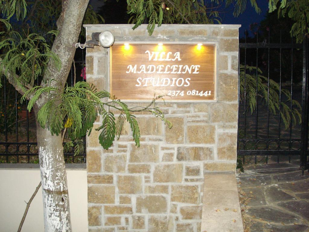 Villa Madeleine Tower View Nea Fokea Exterior photo